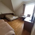 Dworek Biesiadny 3* Radzewice