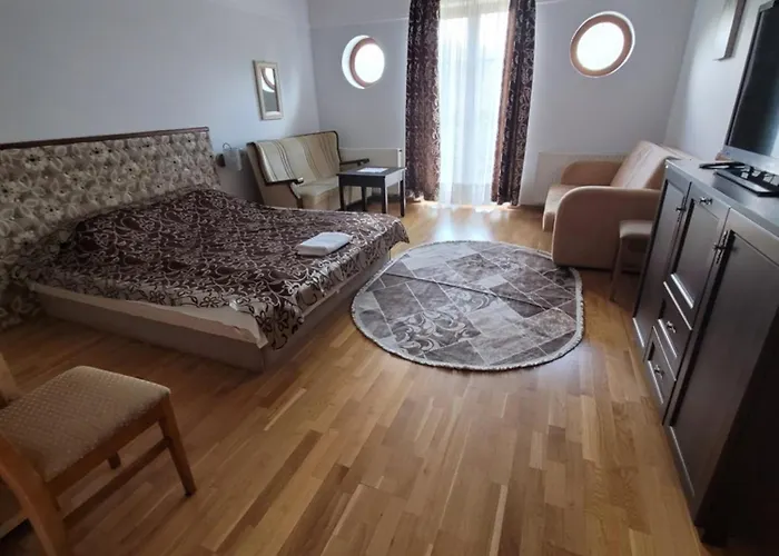 Nocleg ze śniadaniem Dworek Biesiadny Radzewice